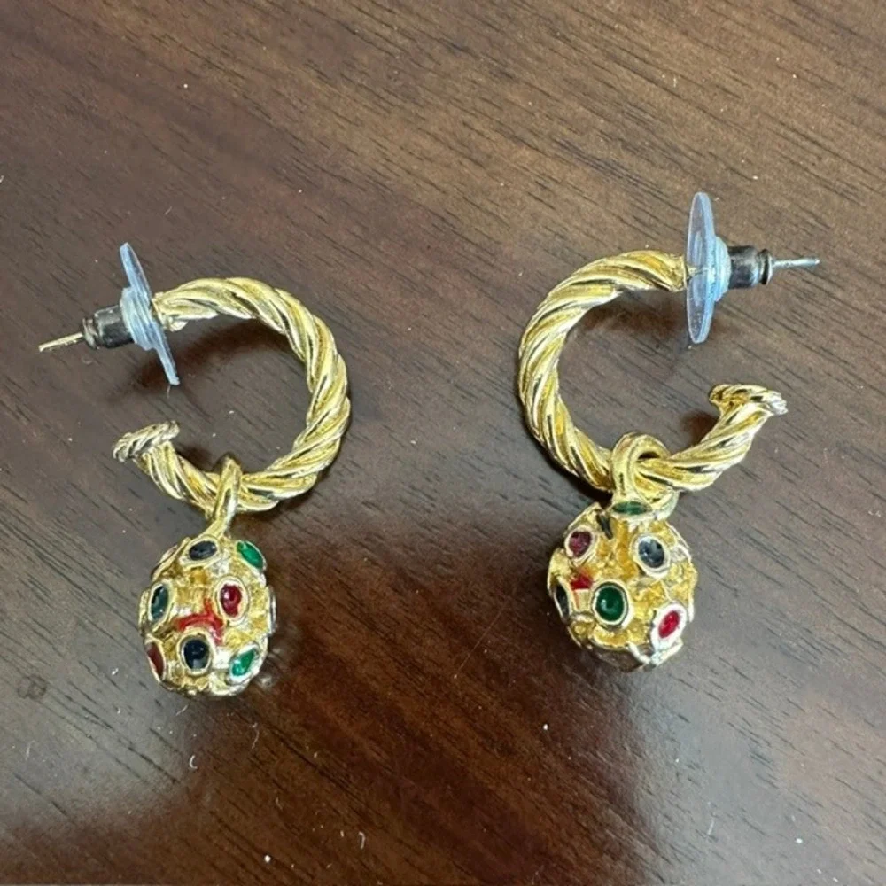 Vintage Gold Tone Twisted Hoop Dangle Earrings Multi Color Rhinestone Posts
